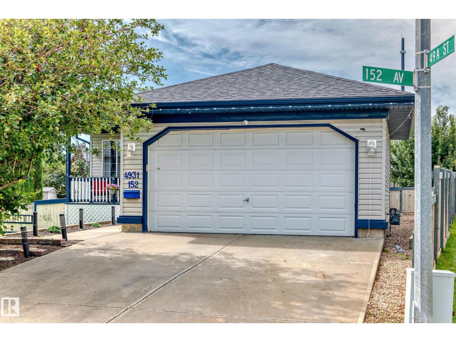 152 Ave Nw Unit 4931, Edmonton, AB T5Y 3C2