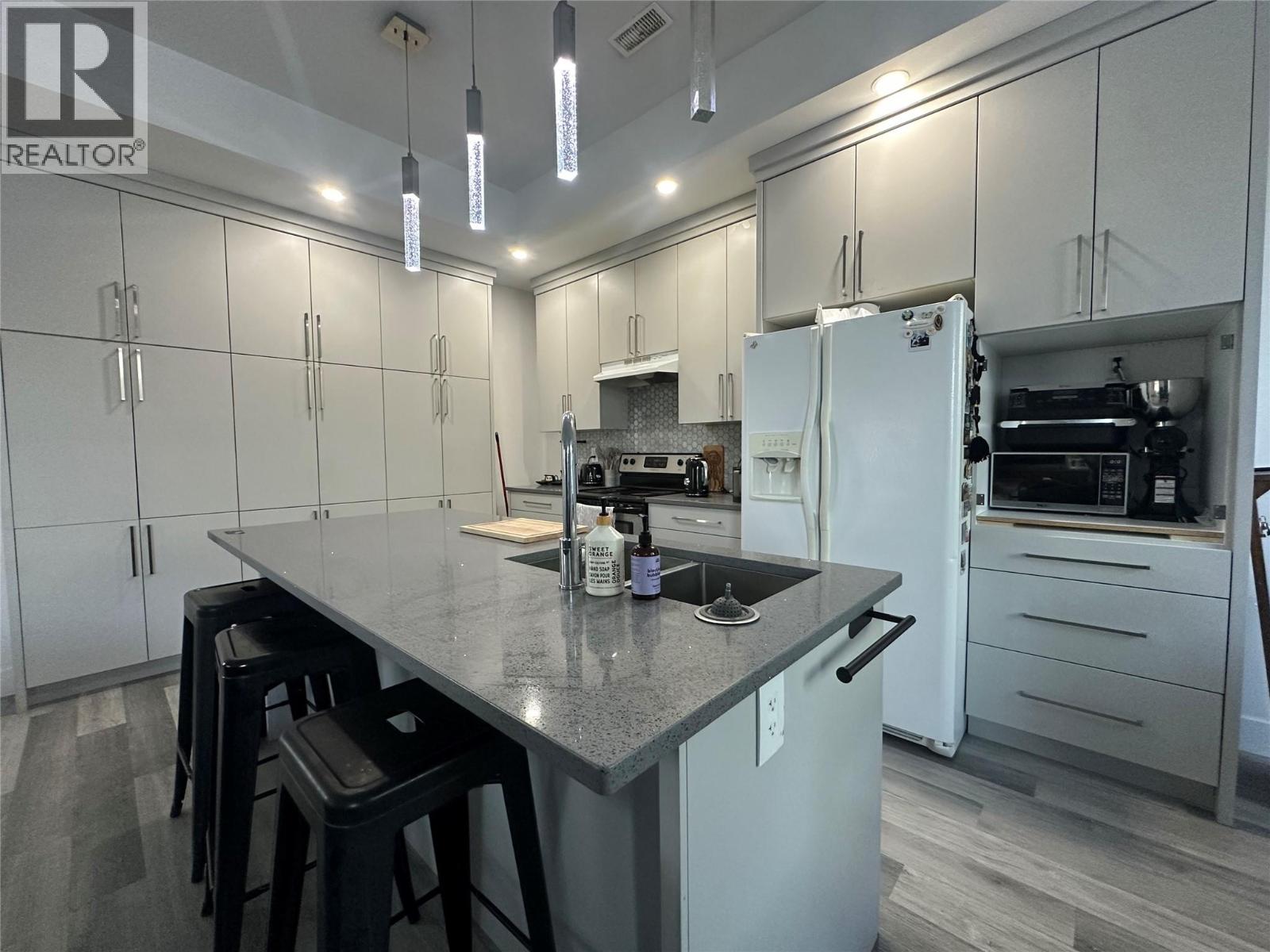 154 Williams St, Kamloops, BC V2B 3Z6