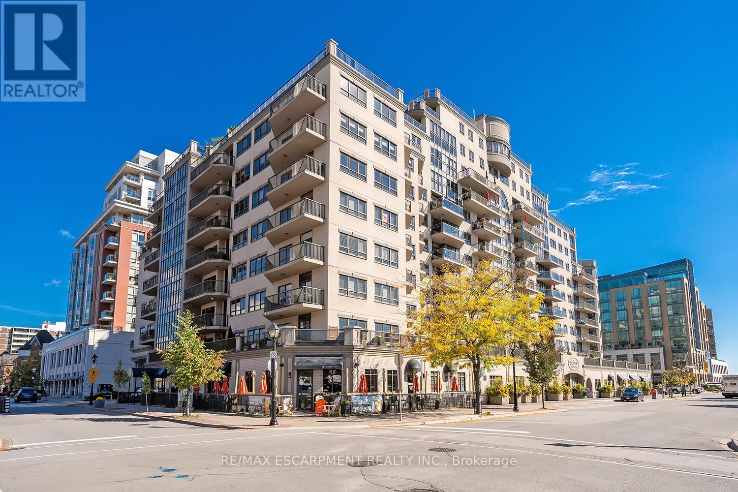 210 399 Elizabeth St, Burlington, ON L7R 0A4