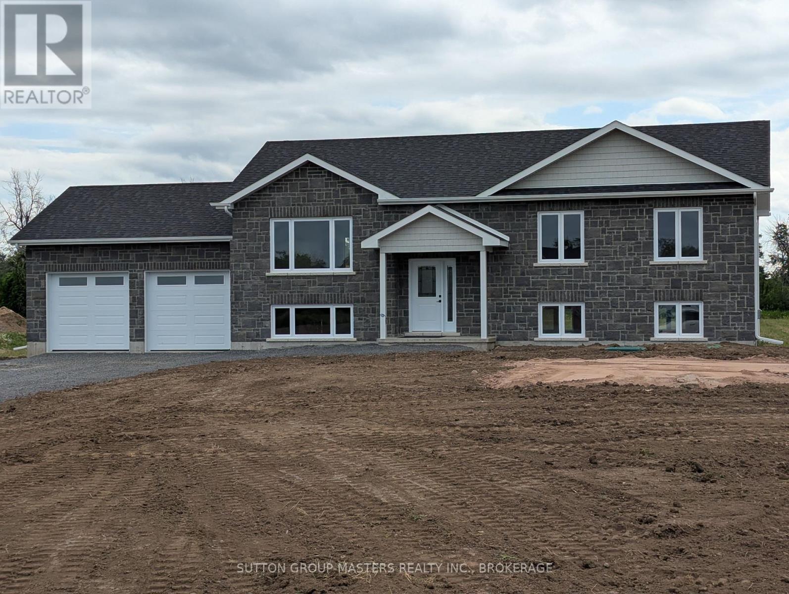 109 Bittersweet Rd, Frontenac Frontenac South, ON K0H 1W0
