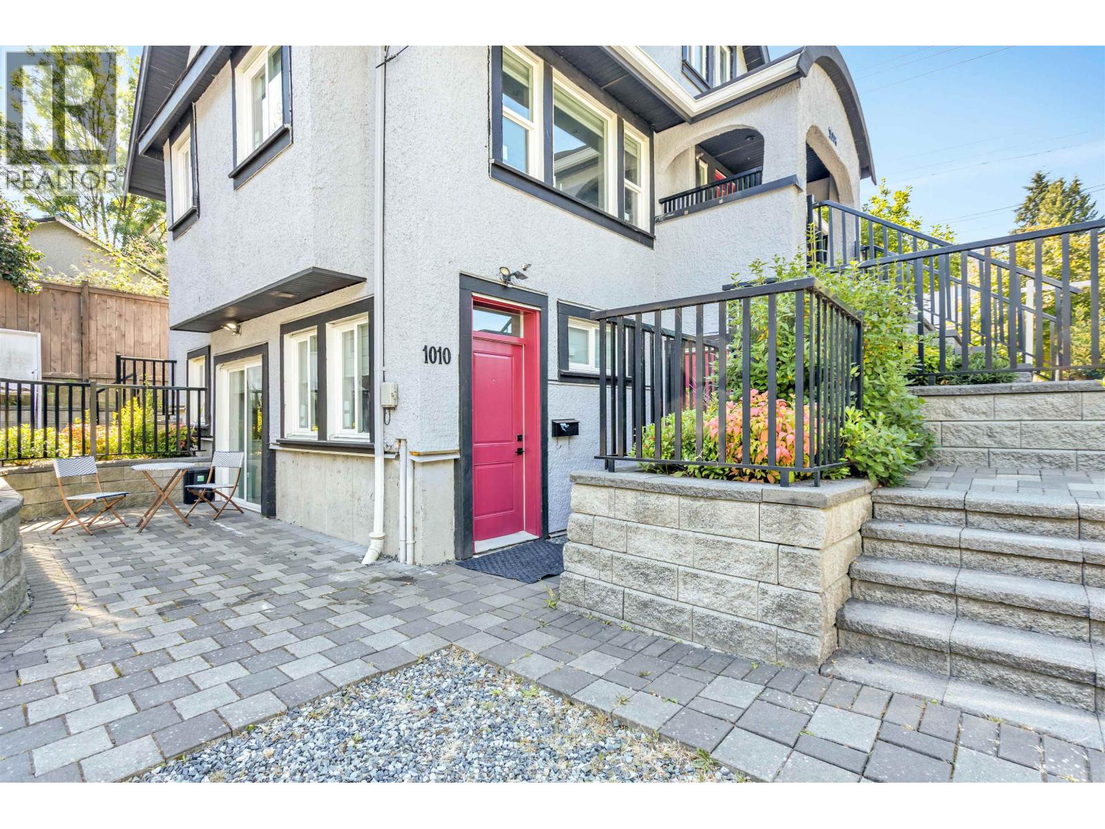 1010 E 24th Ave, Vancouver, BC V5V 2B1