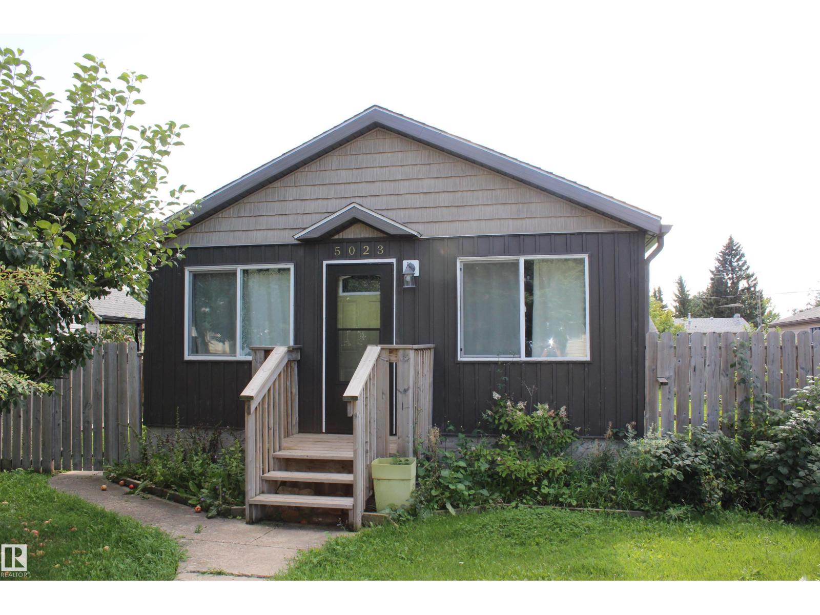 53 Av Unit 5023, Mundare, AB T0B 3H0