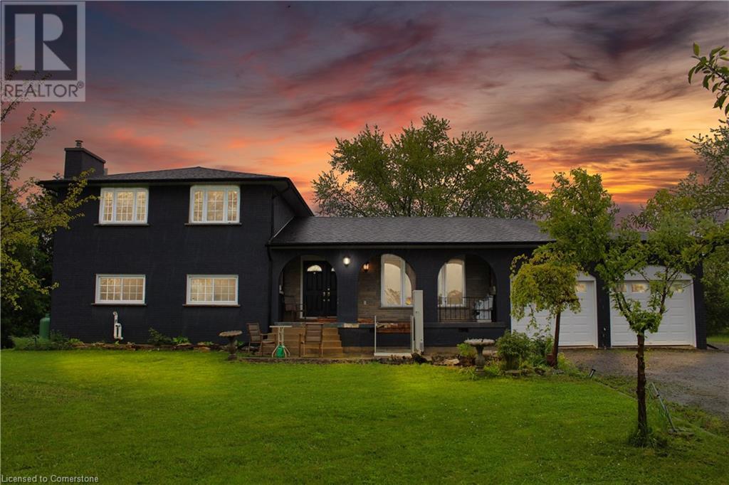 965 Highland Rd E, Stoney Creek, ON L8J 3G1