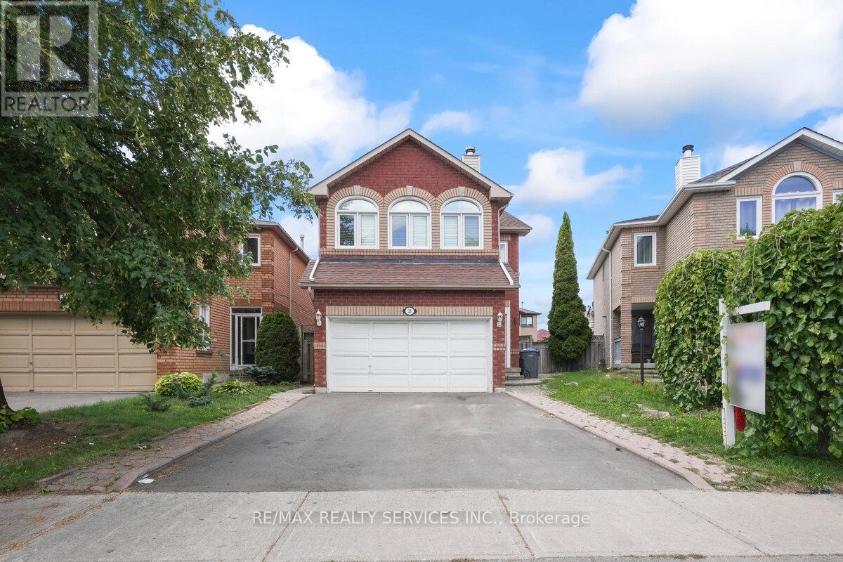 33 Valonia Dr, Brampton, ON L6V 4J2