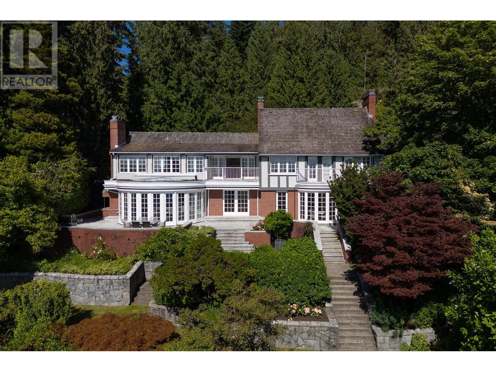 5240 Marine Dr, West Vancouver, BC V7W 2P8