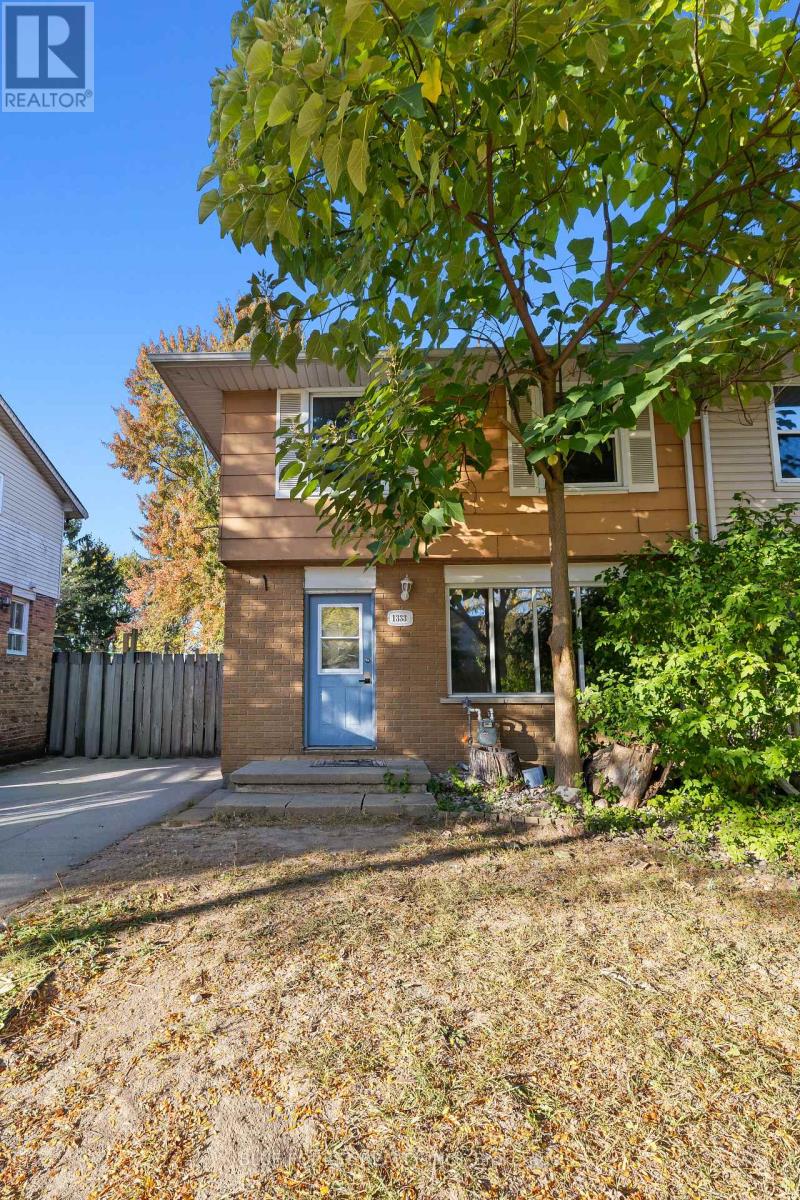 1333 Limberlost Rd, London, ON N6G 2W4