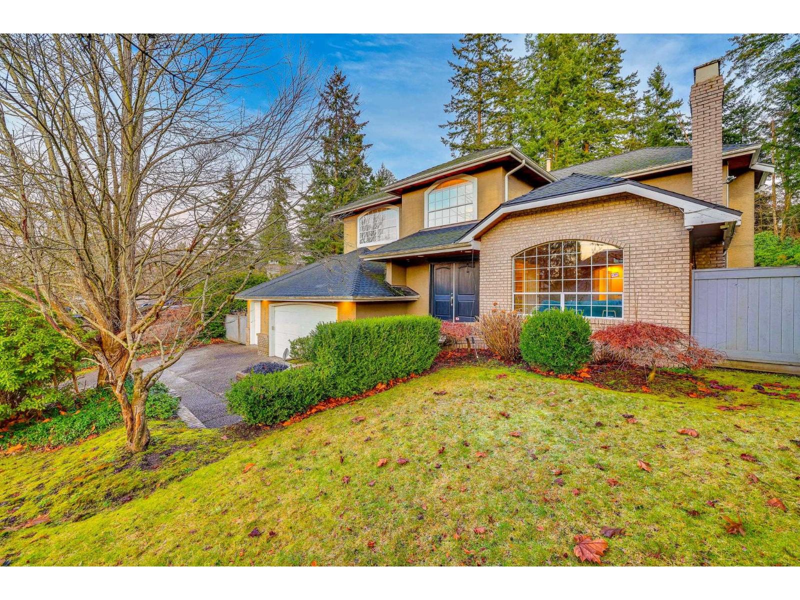 145 Street Unit 2910 #a, Surrey, BC V4P 1P7