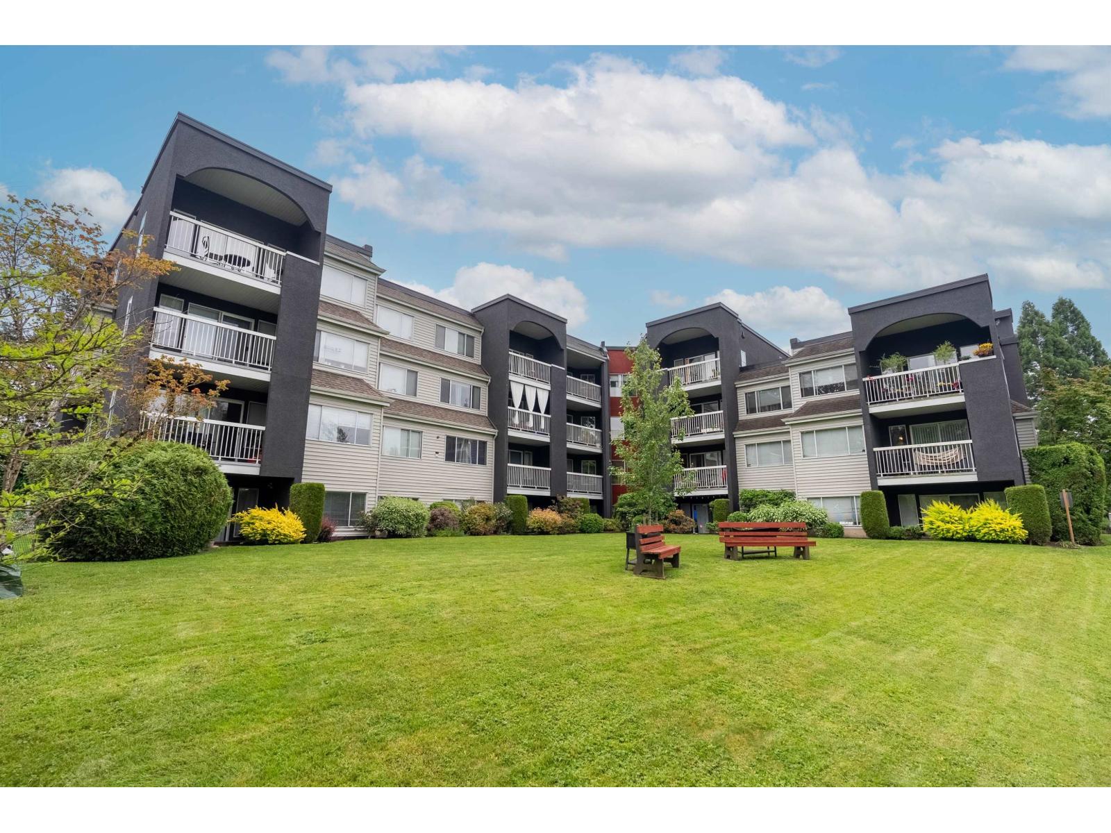 5664 200 Street Unit 308, Langley, BC V3A 1M8