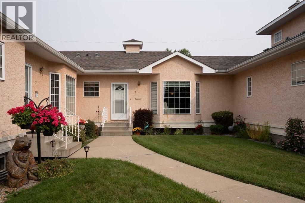 5014 56 Street Unit 3, Camrose, AB T4V 2C9