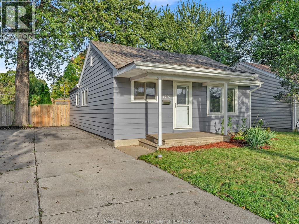 1716 Benjamin, Windsor, ON N8Y 4W6