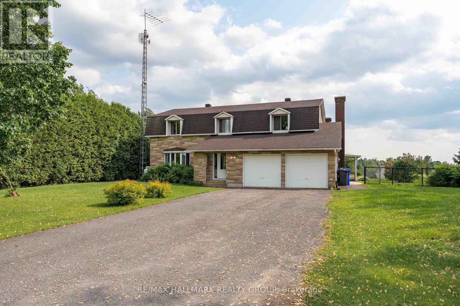 2914 Pattee Rd E, Champlain, ON K6A 2R2