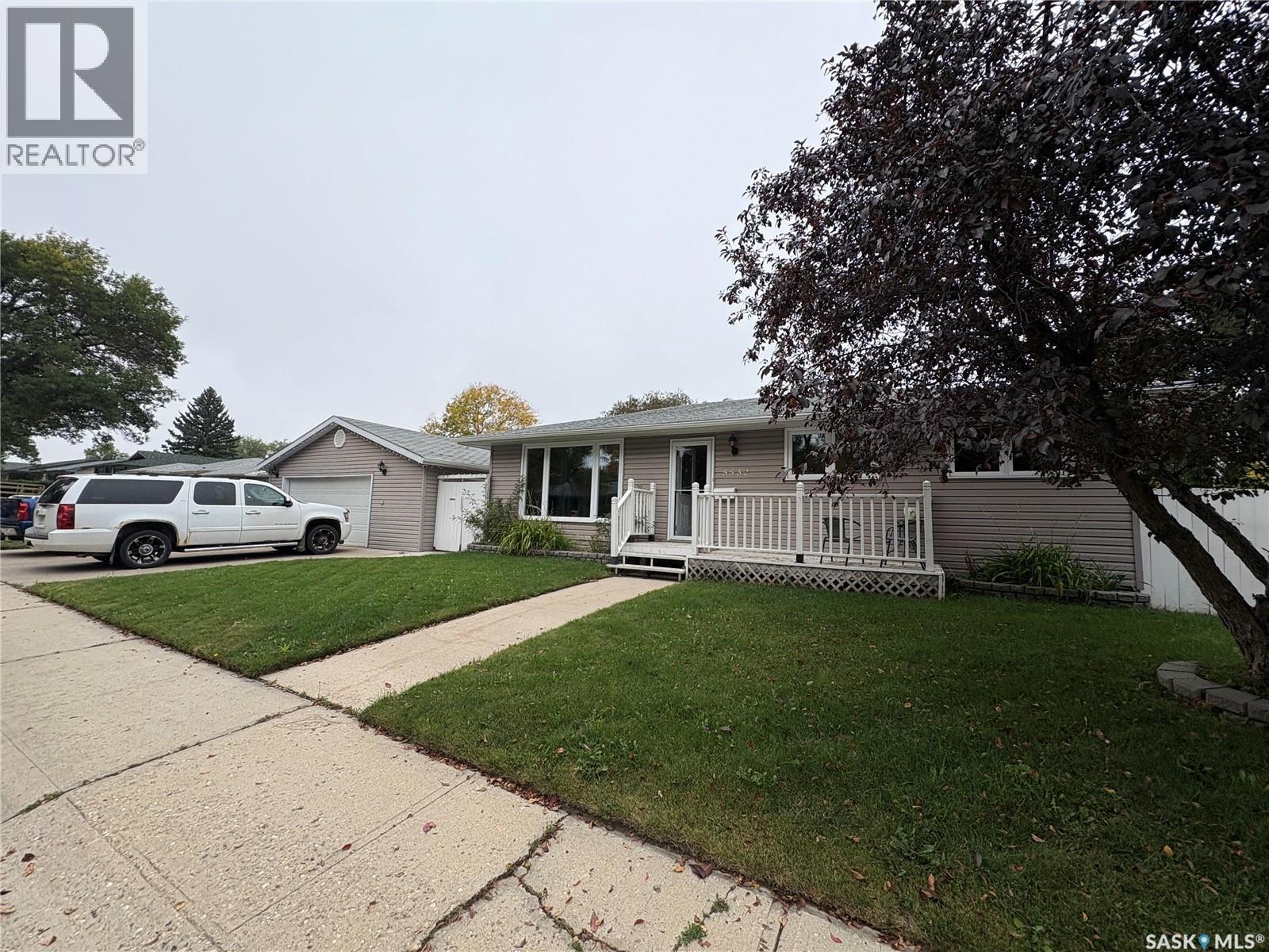 5532 2nd Avenue North, Regina, SK S4R 5M5