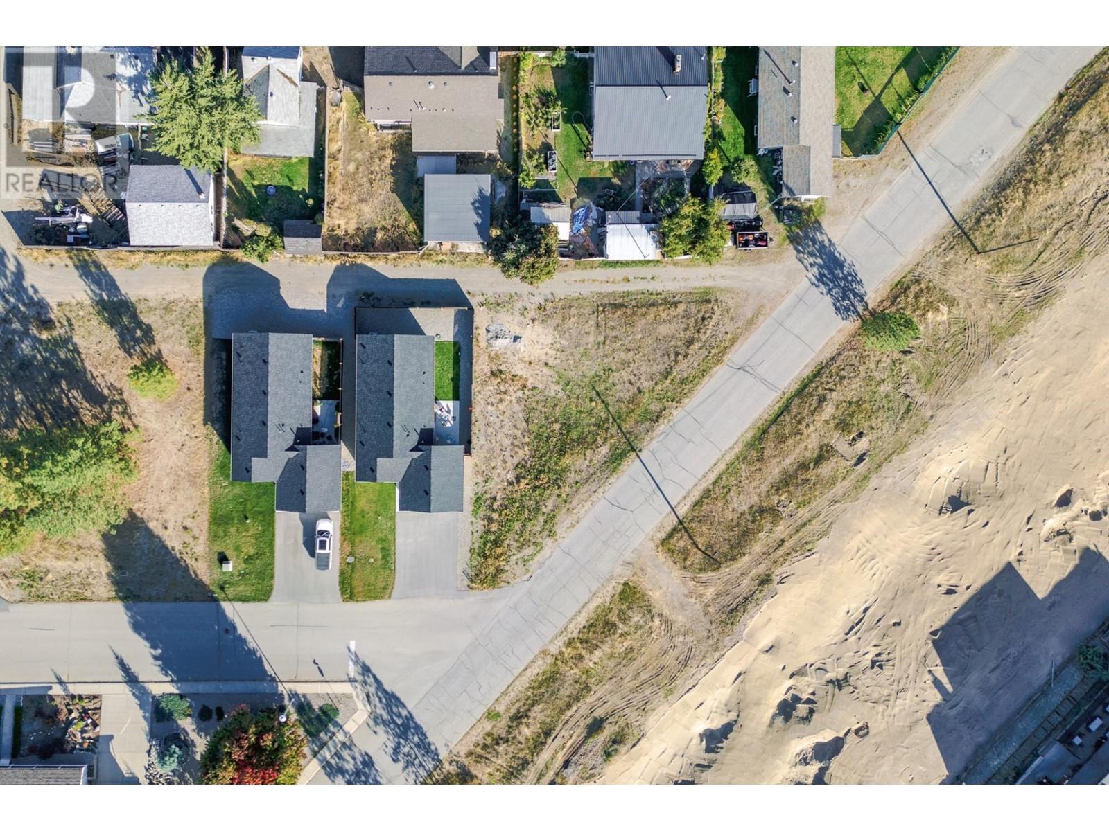 7624 18 Street, Grand Forks, BC V0H 1H0
