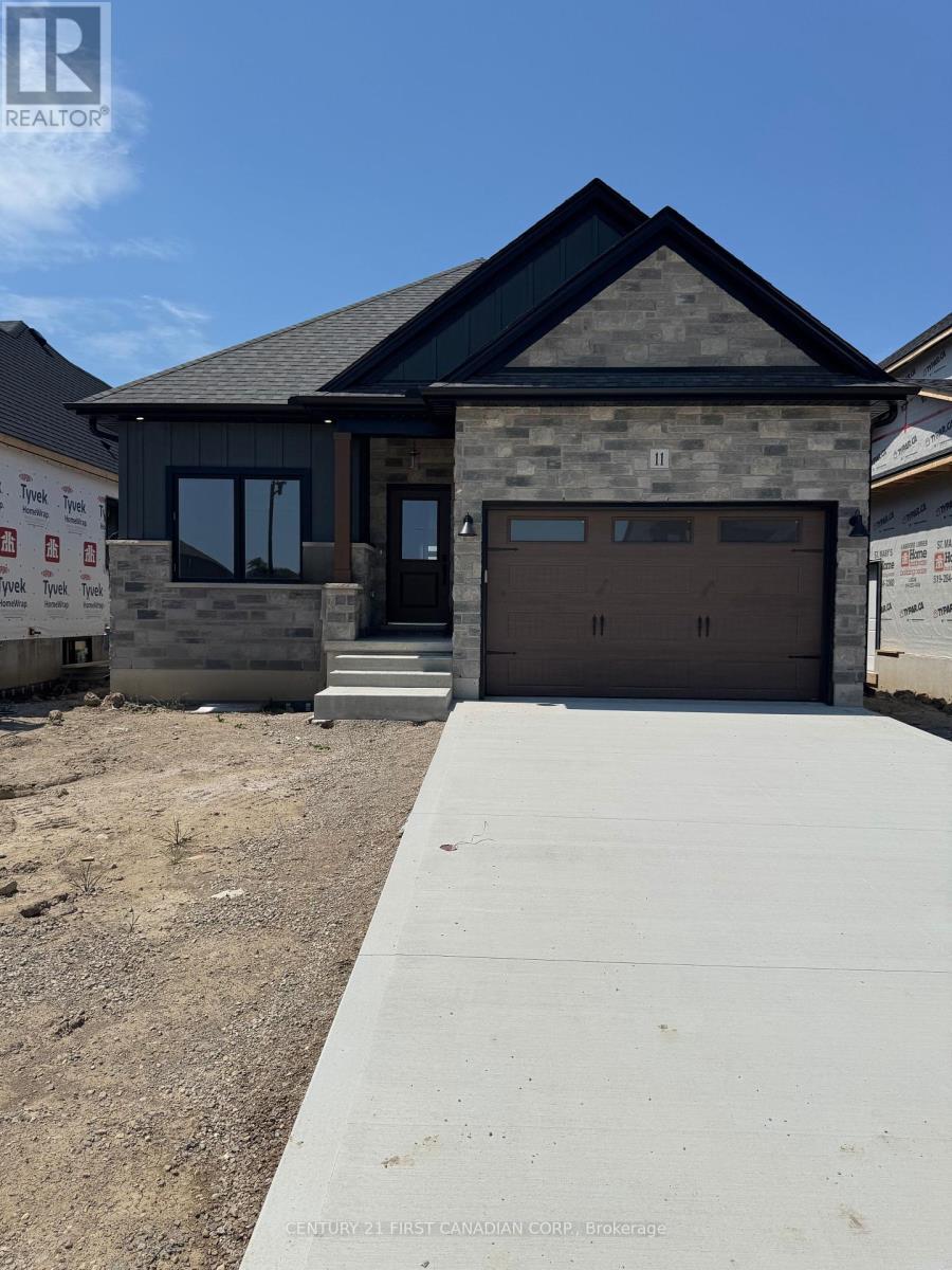 11 Sheldabren St, North Middlesex, ON N0M 1A0