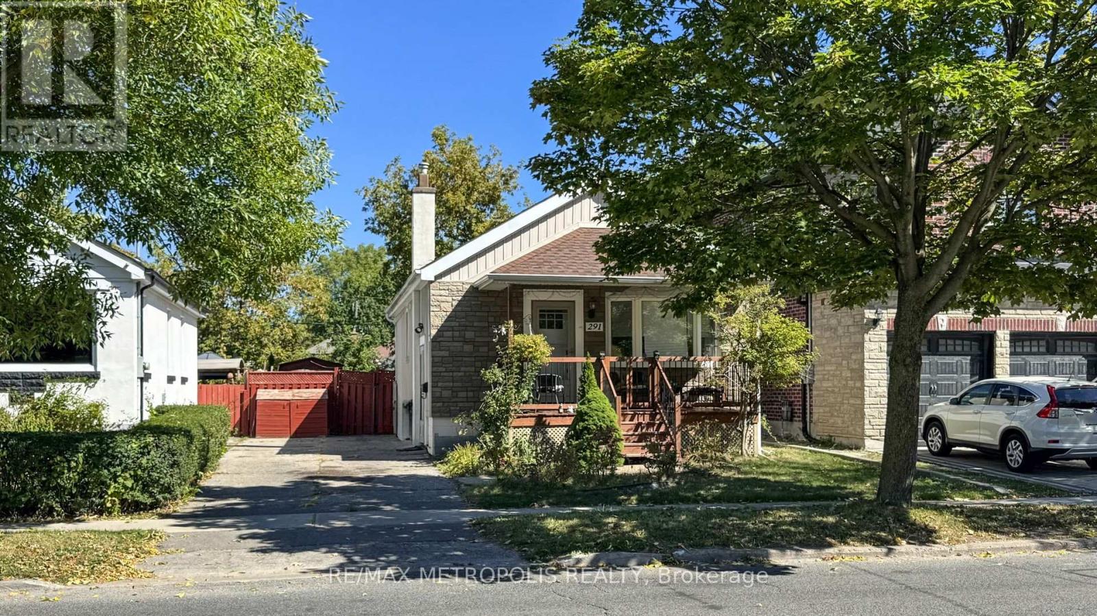 291 Kennedy Rd E, Toronto, ON M1N 3P6