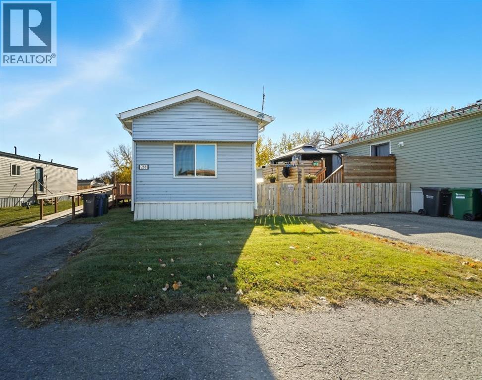 5344 76 Street Unit 266, Red Deer, AB T4P 2A6