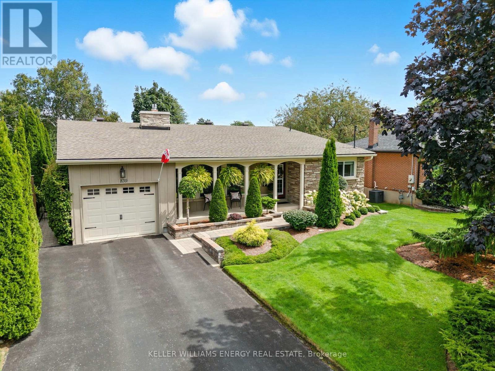 839 Glenbrae St, Oshawa, ON L1J 5E2