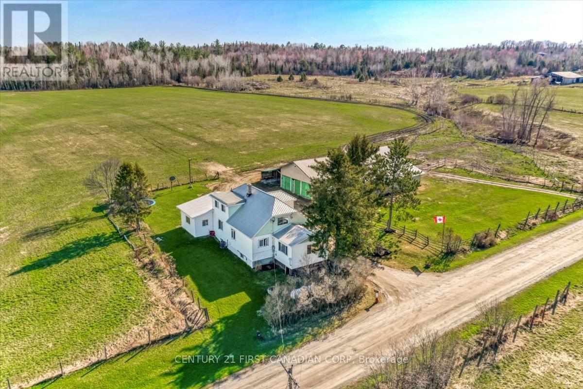88 Sutcliffe Rd, Markstay-Warren, ON P0M 1X0
