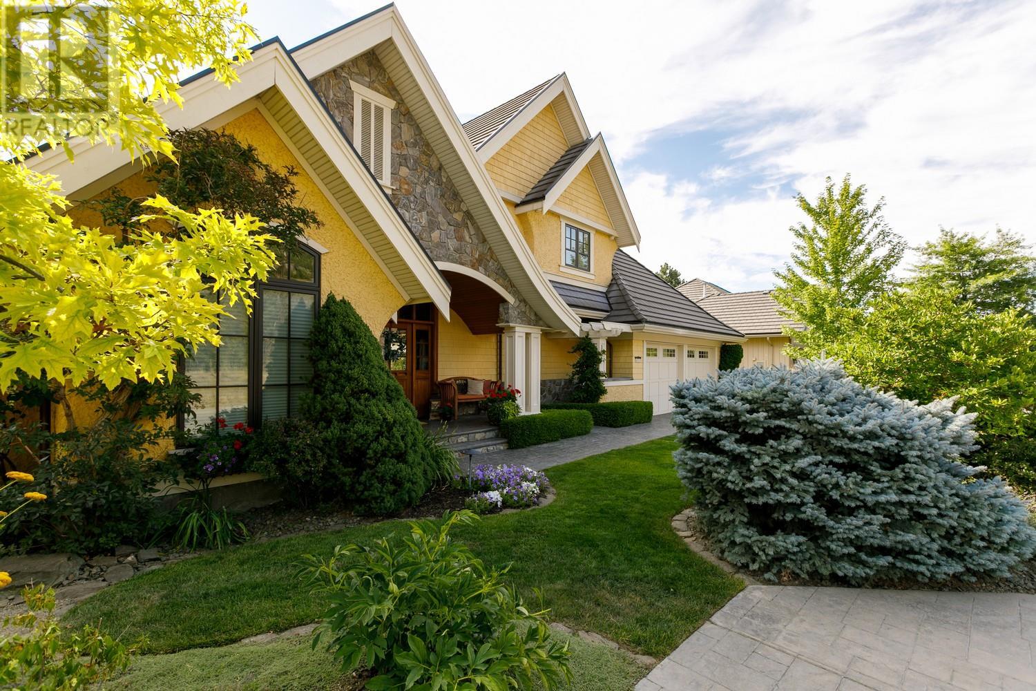 427 Long Ridge Dr, Kelowna, BC V1V 2R9