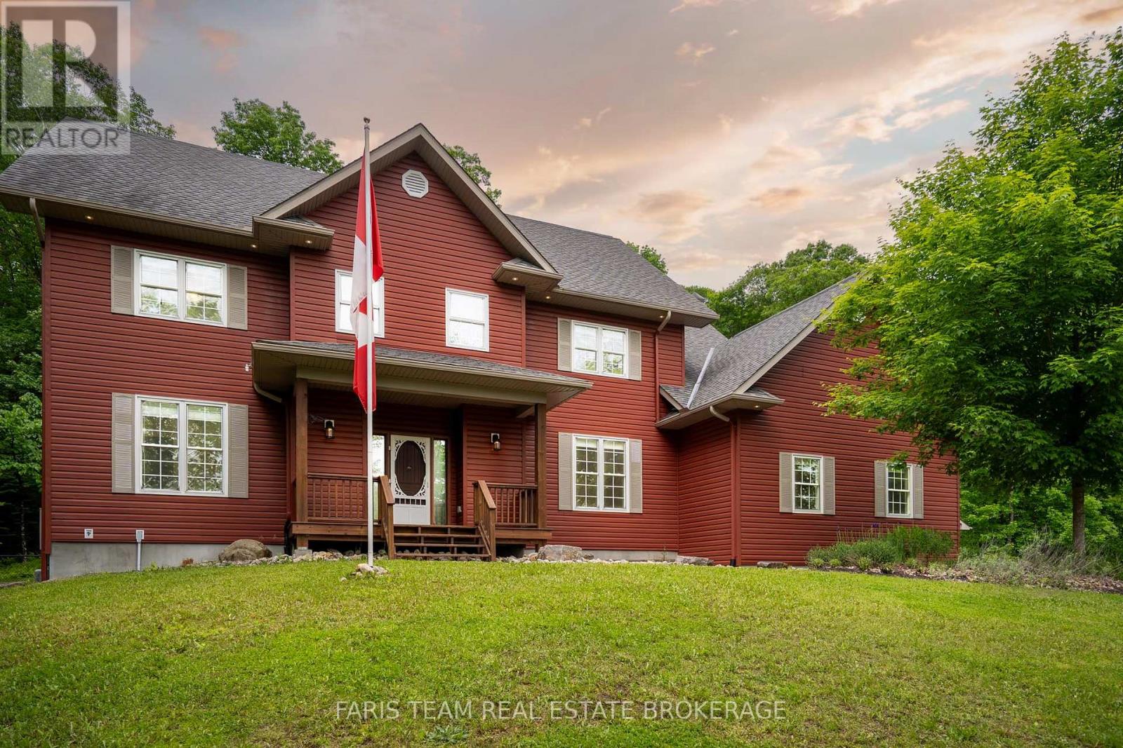 156 Deerfoot Trl, Huntsville, ON P1H 0A8