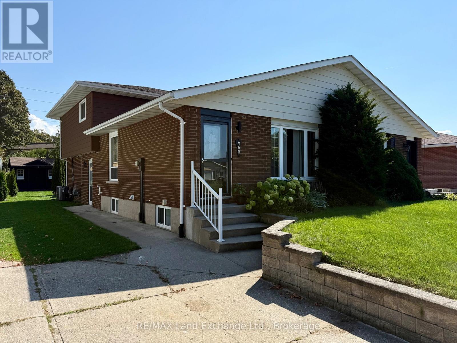 369 Bricker St, Saugeen Shores, ON N0H 2C1