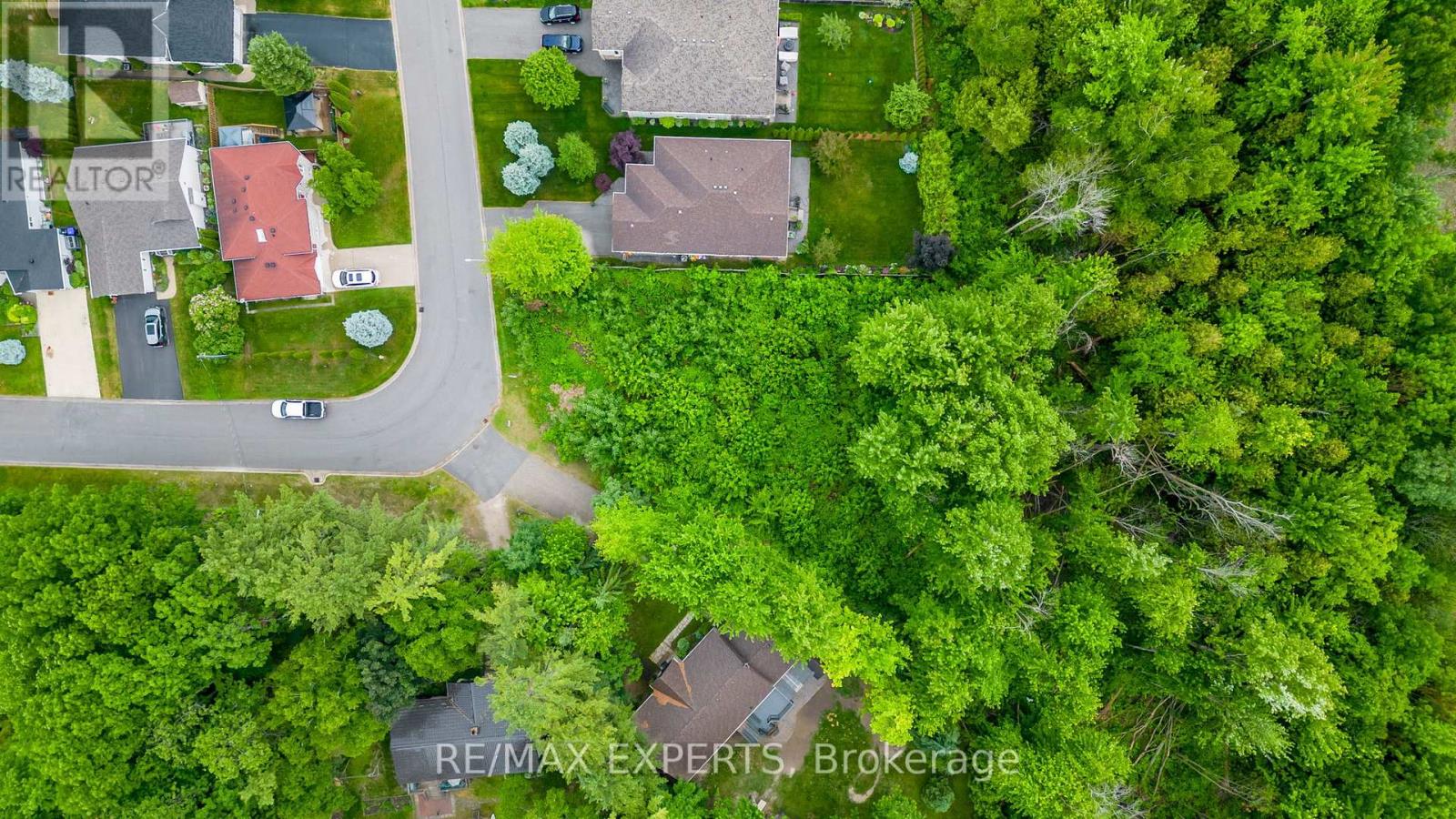 30 Crocus Dr, Wasaga Beach, ON L9Z 2Z7