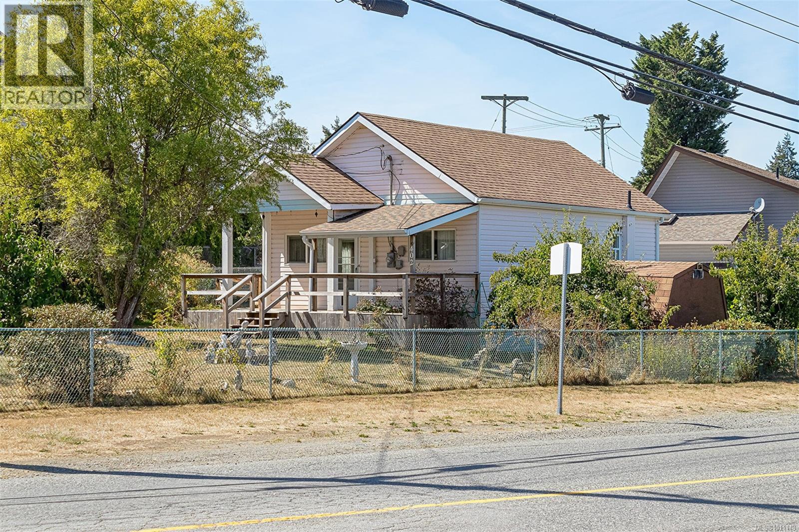 402 Symonds St, Ladysmith, BC V9G 1A8