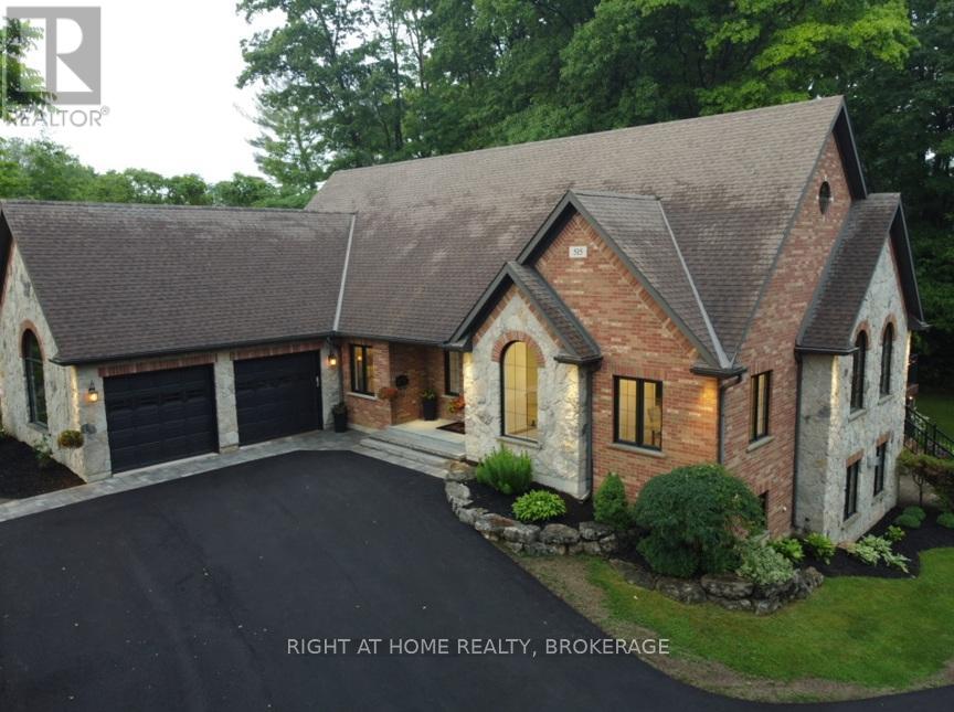 515 Hamilton Dr, Hamilton, ON L9G 2A9