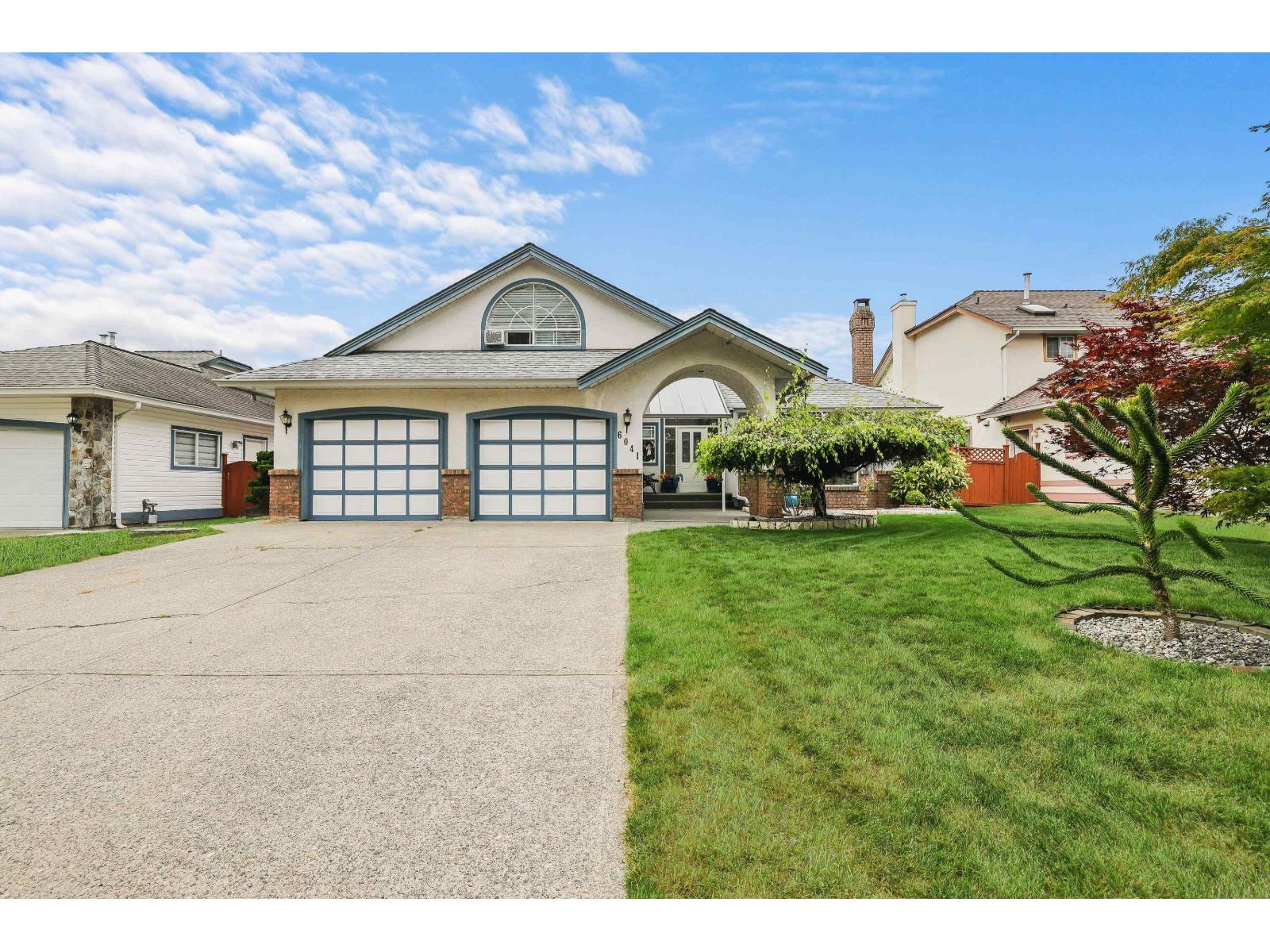 186 Street Unit 6041, Surrey, BC V3S 7P4