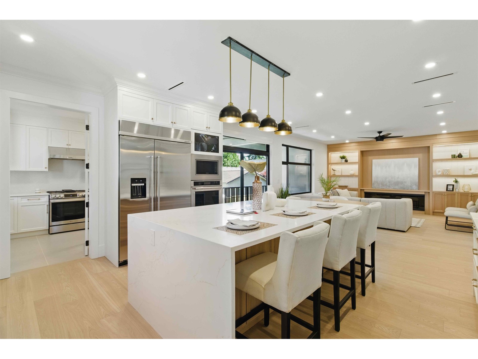172 Street Unit 6082, Surrey, BC V3S 3Z7