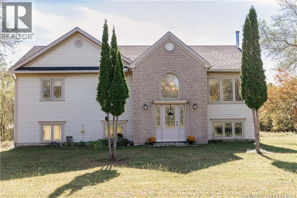 700 Tripp Settlement Rd, Keswick, NB E6L 1X2