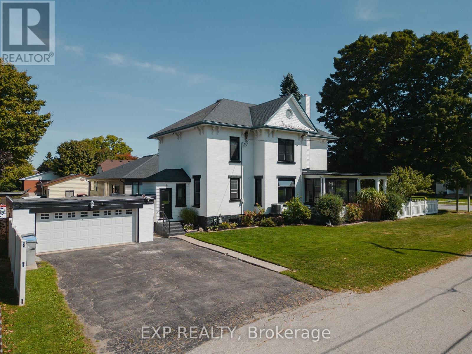 290 Turnberry St, Huron East, ON N0G 1H0