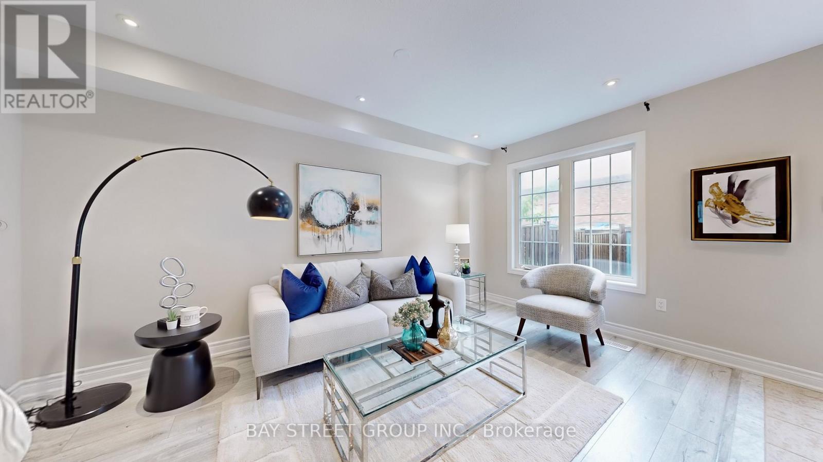 151 Amulet Cres, Richmond Hill, ON L4S 2T5