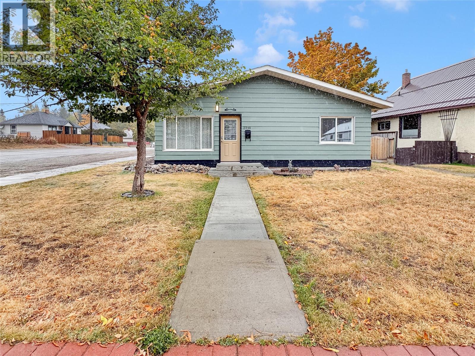 2210 Warren Ave, Kimberley, BC V1A 1S9