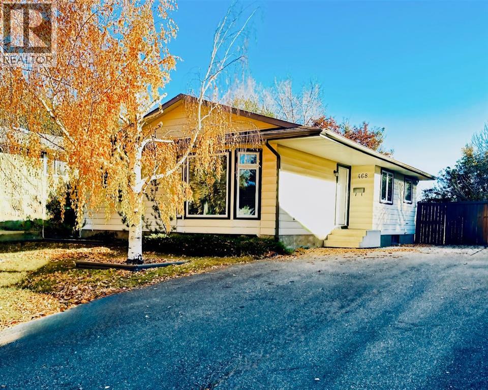 468 Cantrell Dr SW, Calgary, AB T2W 2K7