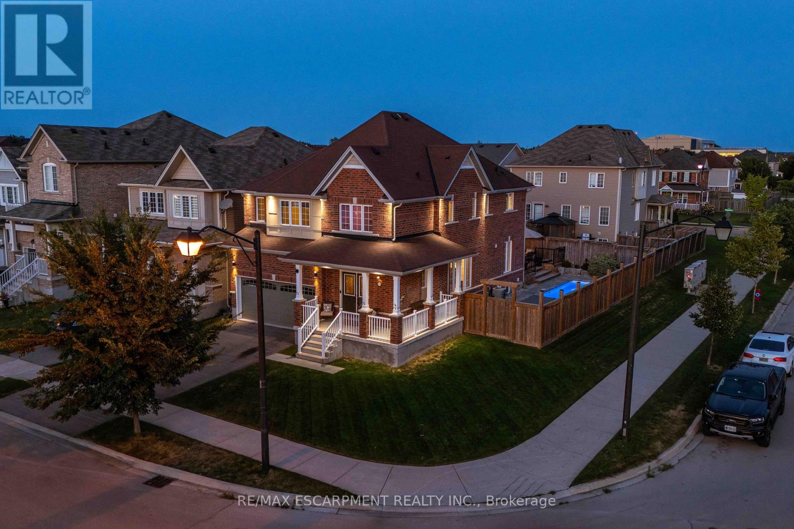 211 Odonnel Dr, Hamilton, ON L0R 1C0