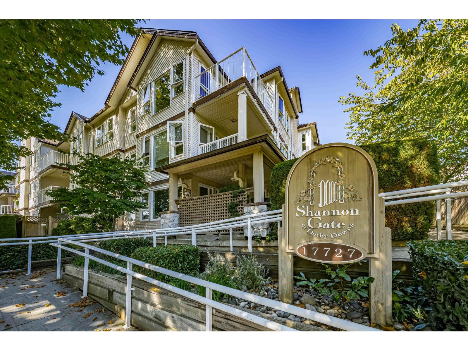 17727 58 Avenue Unit 101, Surrey, BC V3S 1L5
