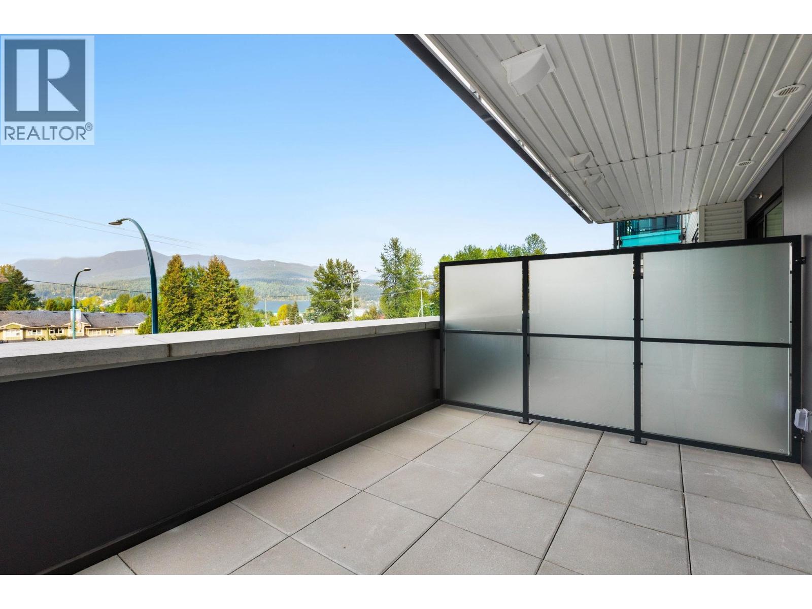 2015 St Johns Street Unit 210, Port Moody, BC V3H 0N5