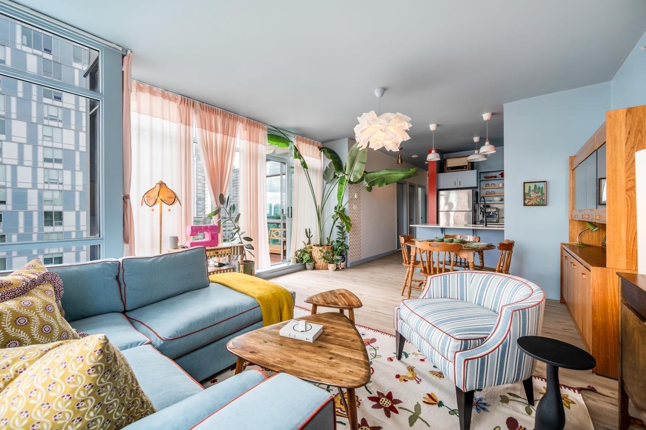 13399 104 Avenue Unit 2204, Surrey, BC V3T 0C9