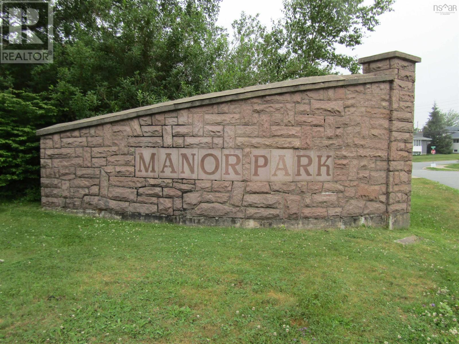 5 Rose Way Unit 13, Dartmouth, NS B2Y 4L9