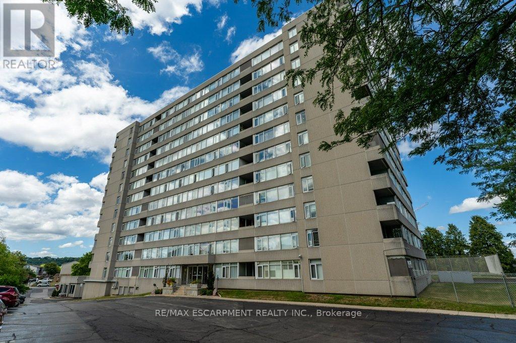 305 40 Harrisford St, Hamilton, ON L8K 6N1