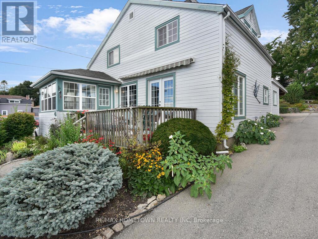 92 Water St E, Brockville, ON K6V 1A5