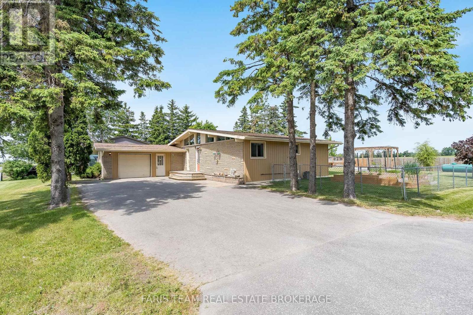 7466 11th Line, Essa Thornton, ON L9J 0A4