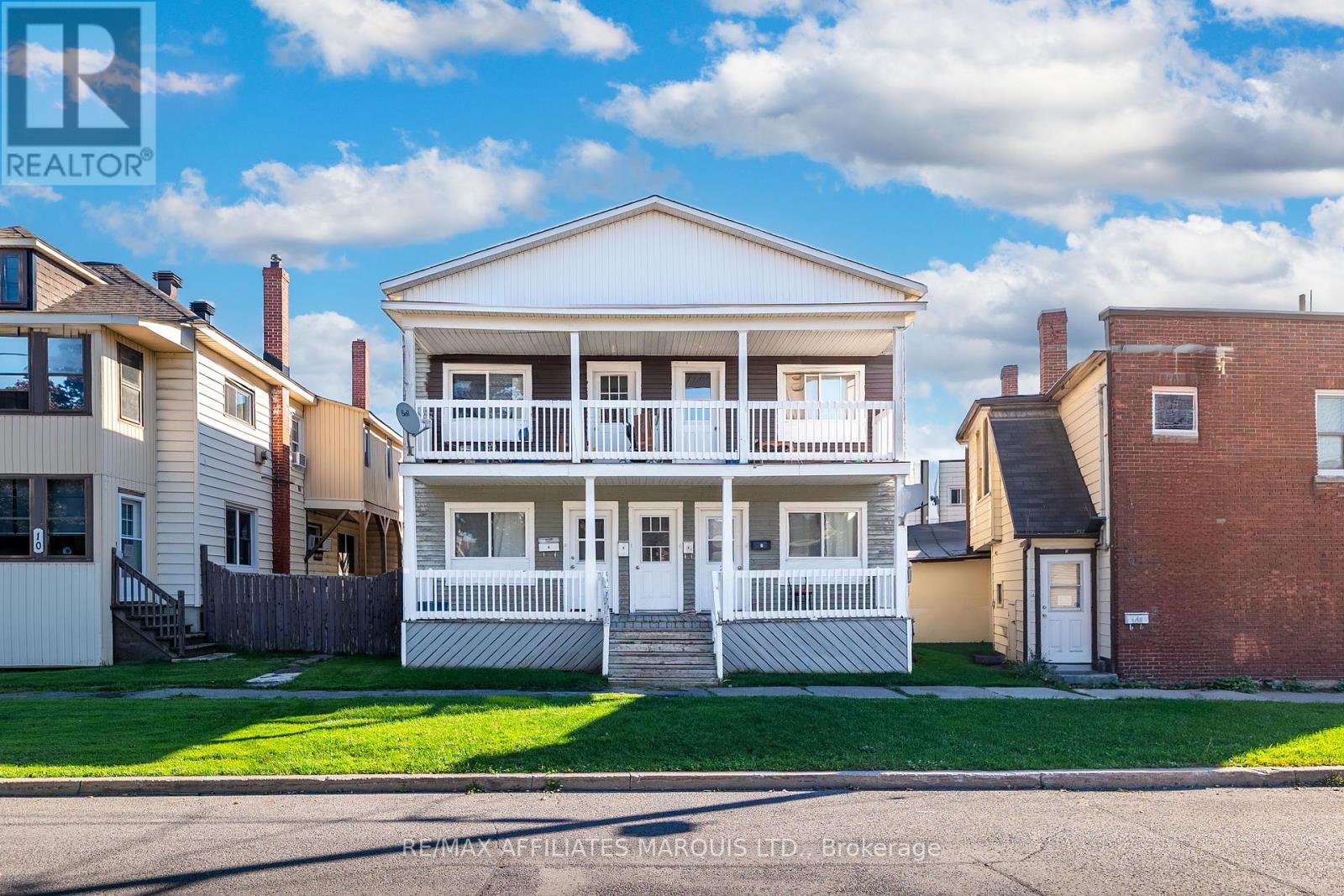 2 Baldwin Ave, Cornwall, ON K6H 4H6