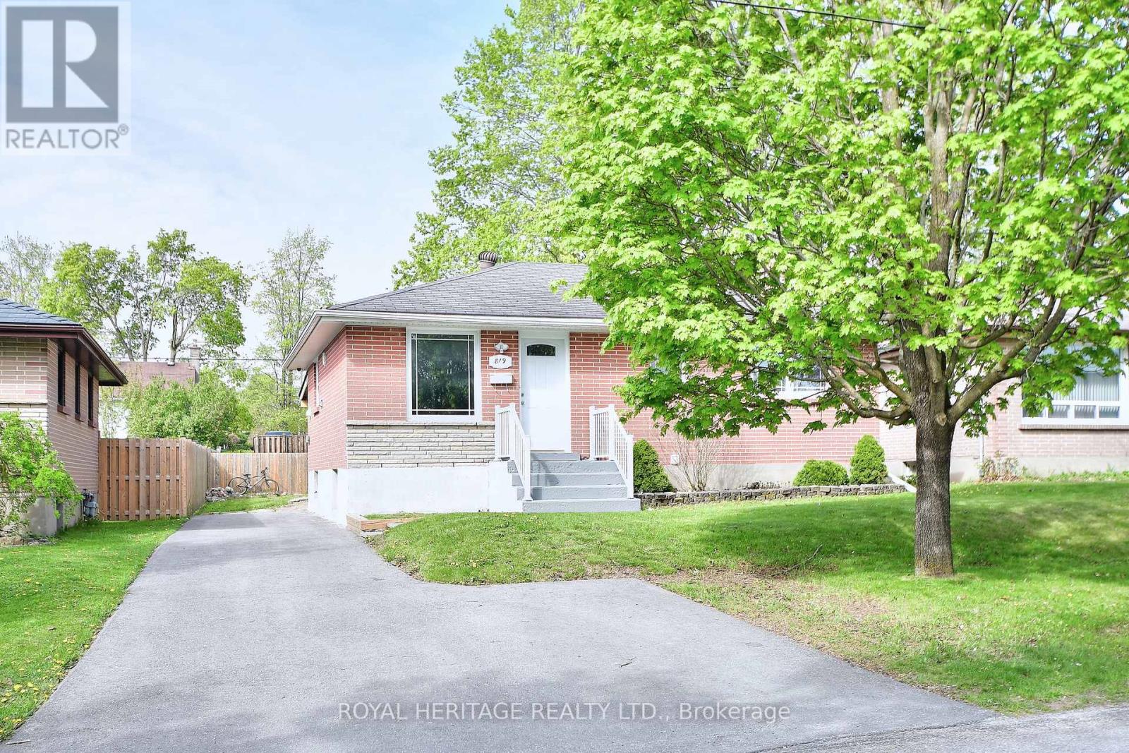 819 Brookdale Cres, Peterborough, ON K9H 6A5