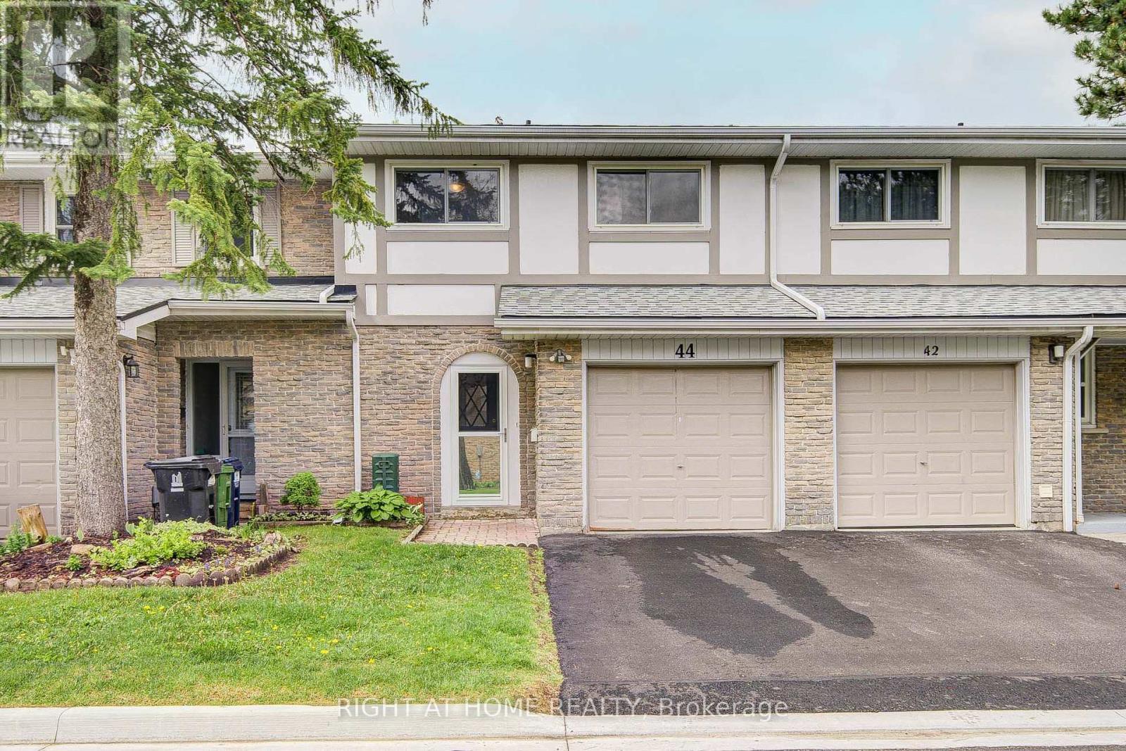 44 55 Brimwood Blvd, Toronto, ON M1V 1E4