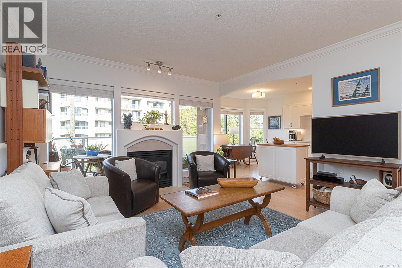 405 Quebec St Unit 301 St, Victoria, BC V8V 1W6