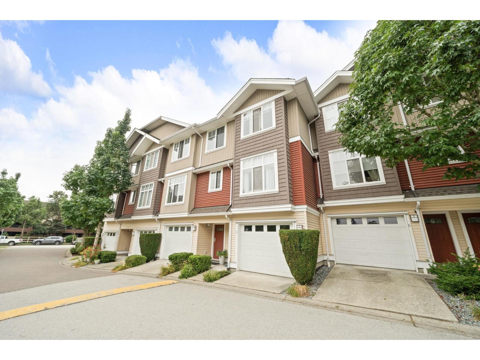 19455 65 Avenue Unit 5, Surrey, BC V4N 0Z1