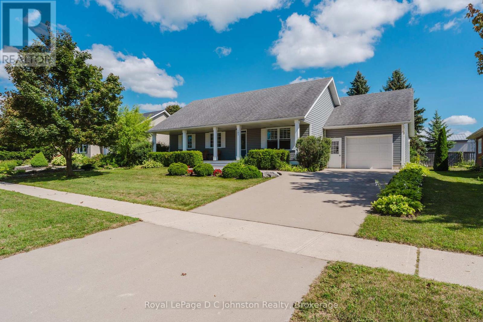182 Emerald Dr, Saugeen Shores, ON N0H 2L0