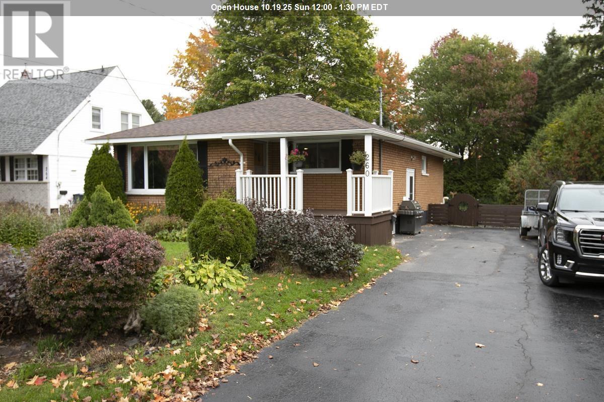 260 Shannon Rd, Sault Ste. Marie, ON P6A 4K4